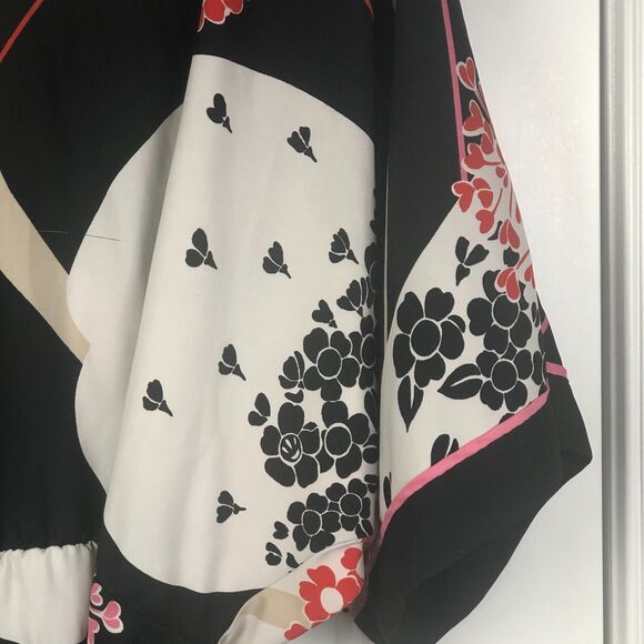 New York Company Kimono Sleeve Blouse Top Size S Black Floral Satin Belted - Picture 7 of 8